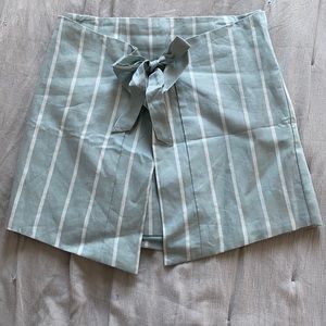 C/MEO collective sea foam skirt with off white stripe. Size large